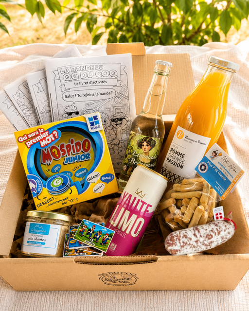 Box apéro Kids avec jeu et produits pour enfants